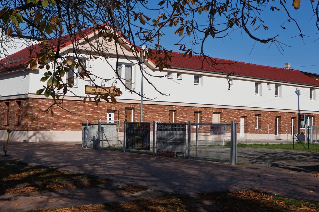 Penzion Ulicka Stupava Esterno foto